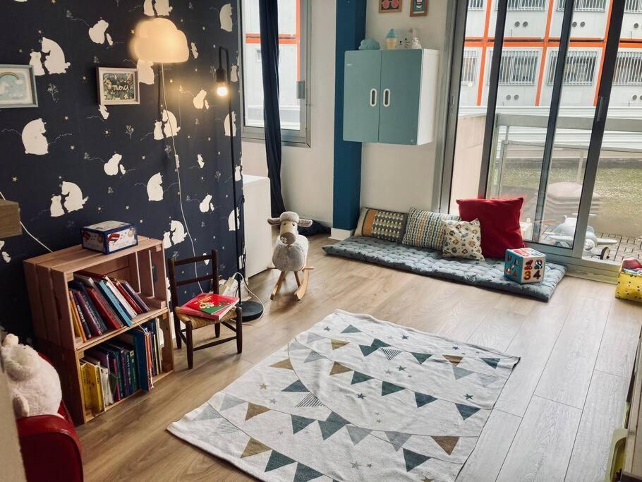Paris : Appartement Familial Avec Parking Prive كليشي المظهر الخارجي الصورة